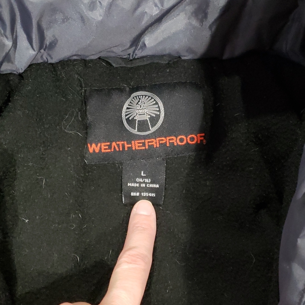Weatherproof winter coat - Picture 4 of 4